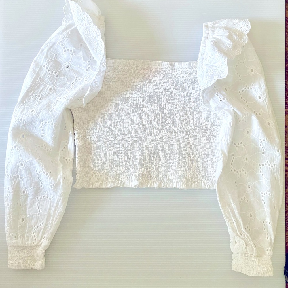 Design History Girls M Top - Smocking and Eyelet - White - EUC